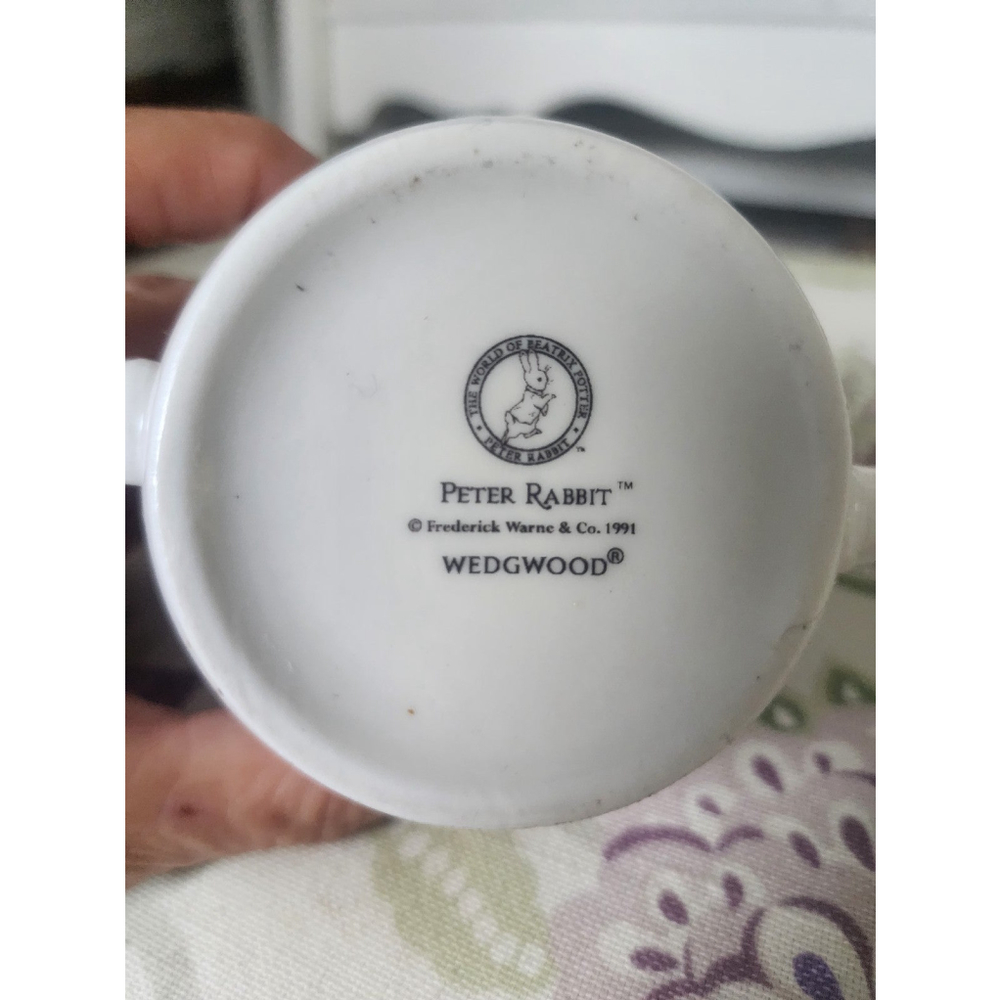 Peter Rabbit wedgewood children's cup - Picture 8 of 8